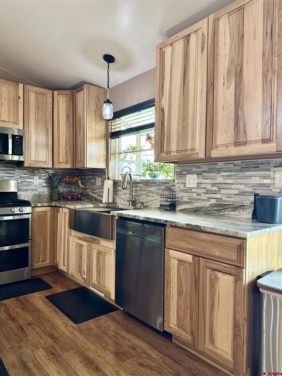 165 Se Eagle Avenue Property Photo 16