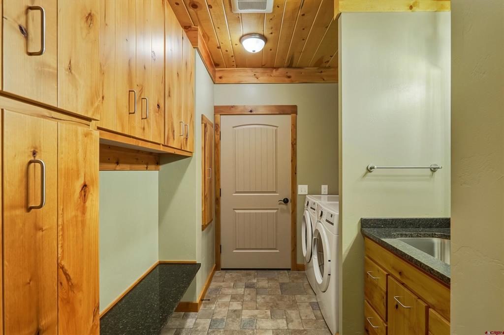 1082 Trails Boulevard Property Photo 29