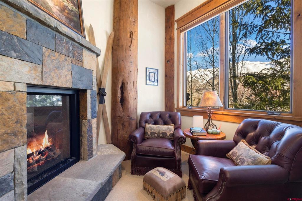 108 Lone Fir Lane Property Photo 19