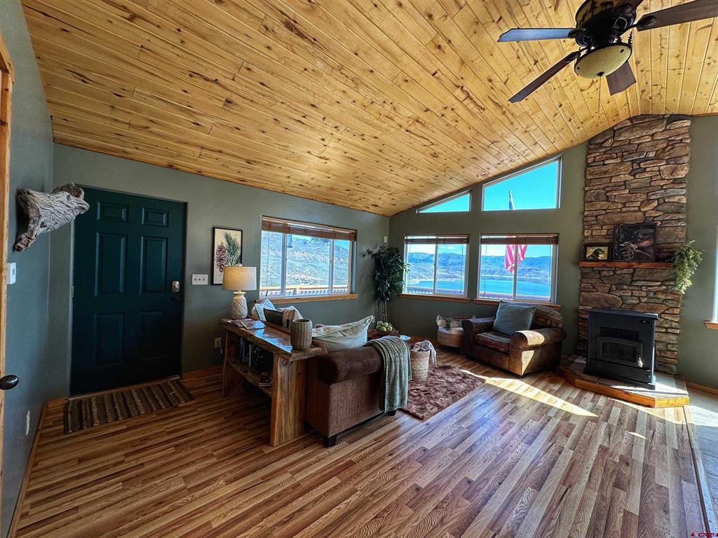147 Mackinaw Way Property Photo 9