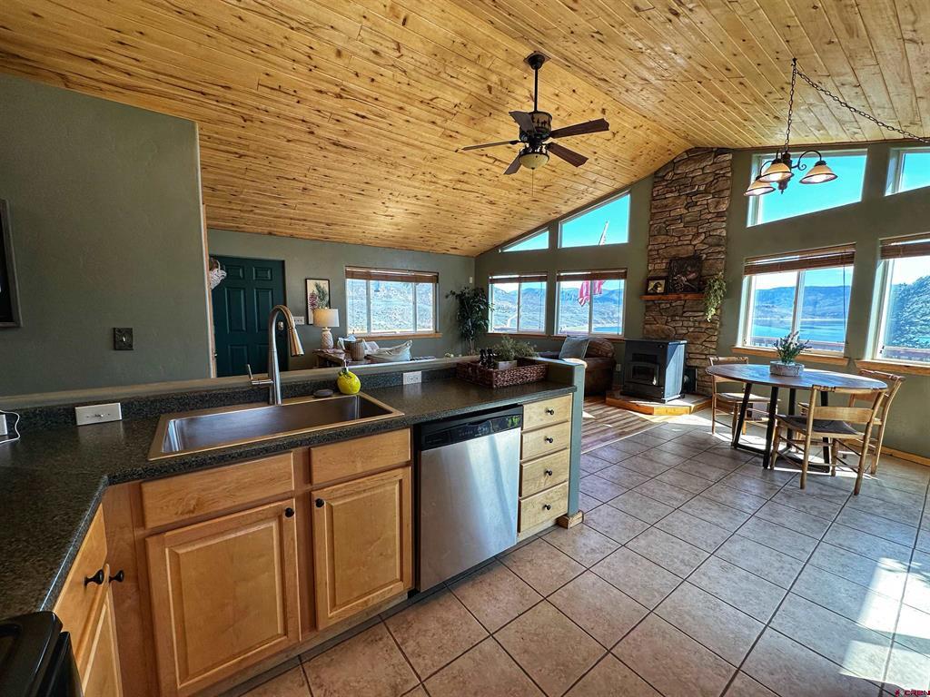 147 Mackinaw Way Property Photo 12
