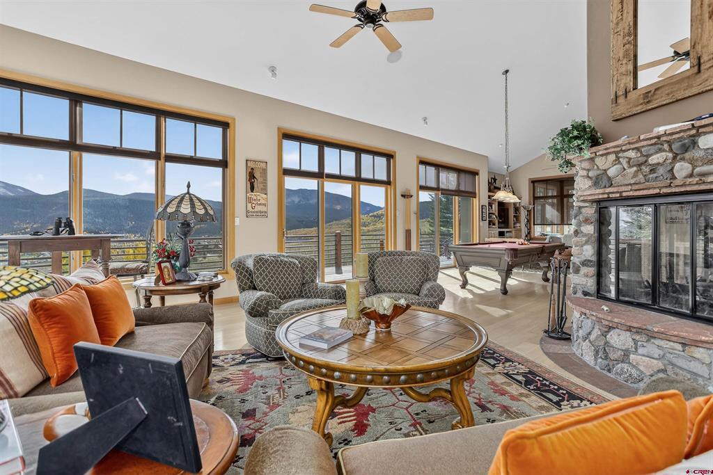 9 Glacier Lily Way Property Photo 7