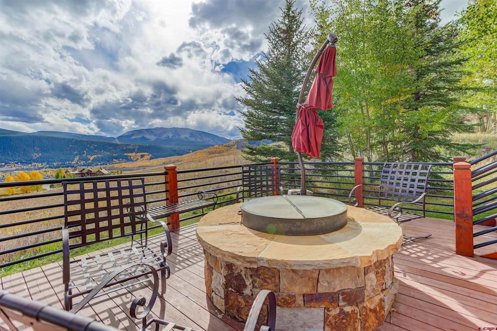 9 Glacier Lily Way Property Photo 29