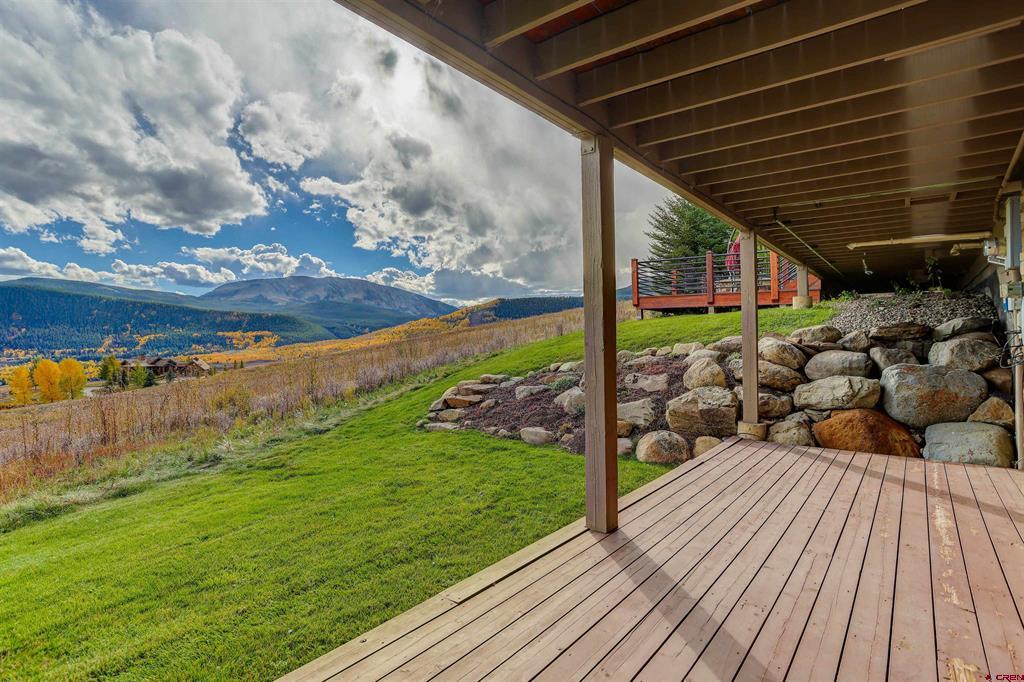 9 Glacier Lily Way Property Photo 30