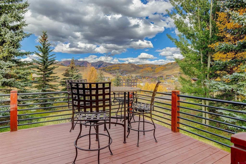 9 Glacier Lily Way Property Photo 31
