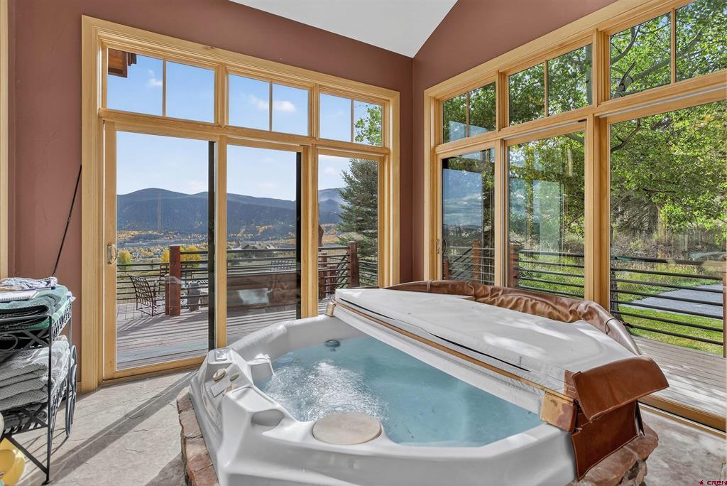 9 Glacier Lily Way Property Photo 33