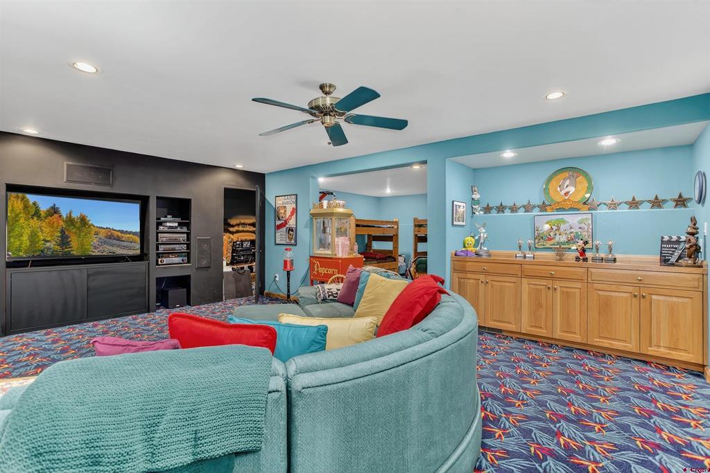 9 Glacier Lily Way Property Photo 37
