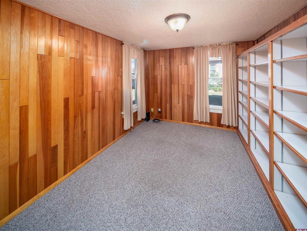 144 S Market Street Property Photo 10