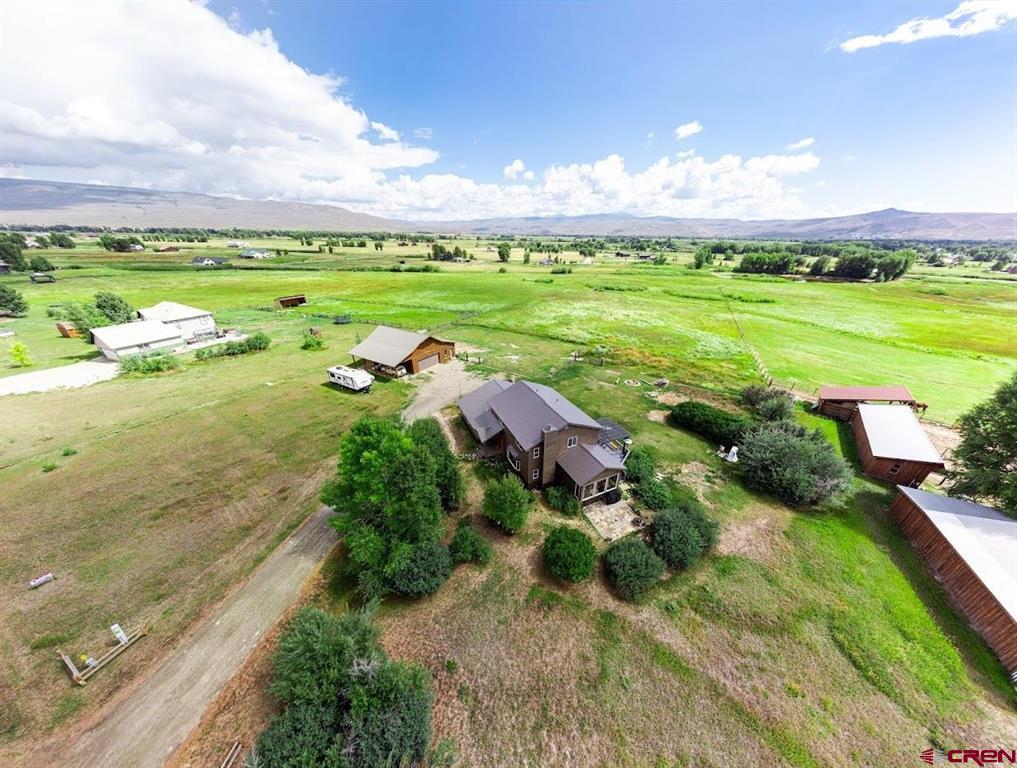 250 Pashuta Drive Property Photo 2