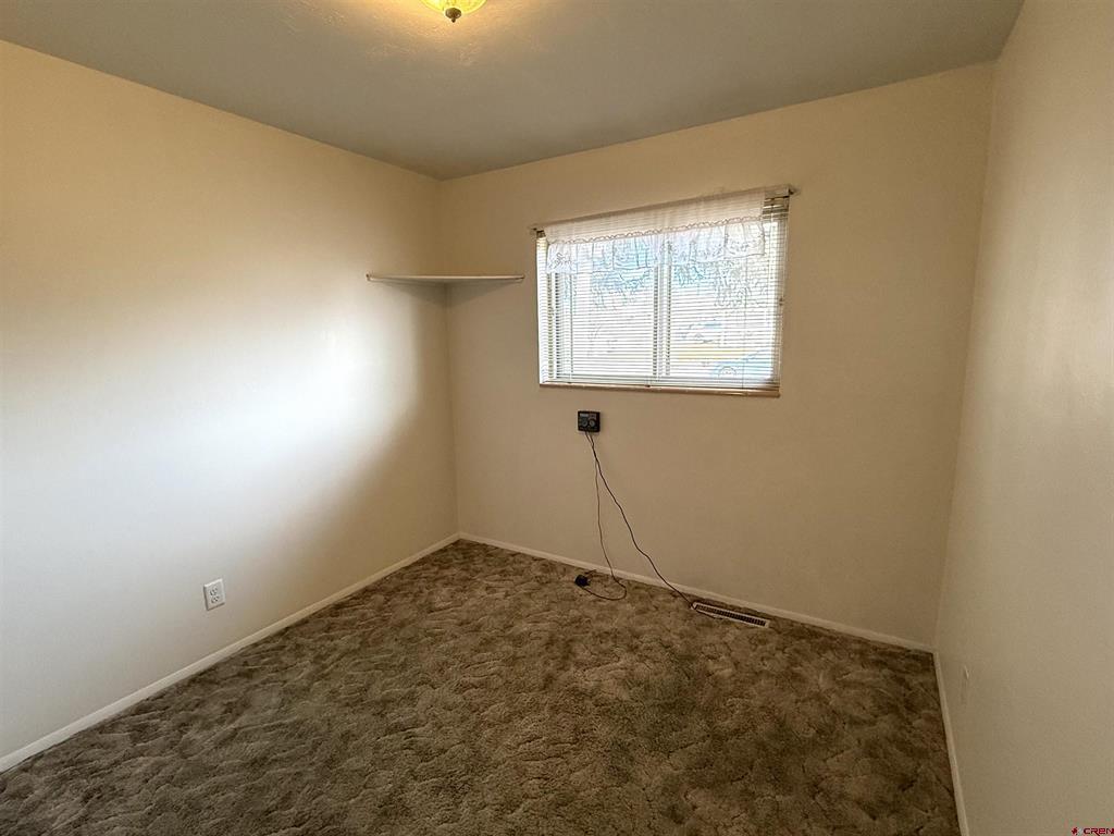 801 E 3rd Street Property Photo 20