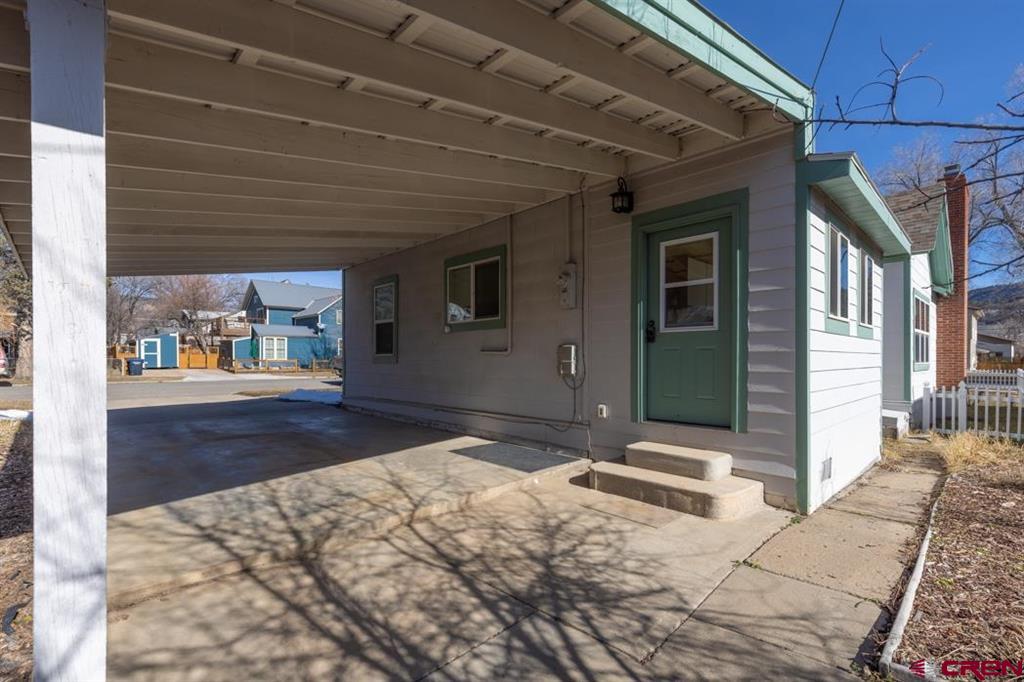 1867 W 2nd Avenue Property Photo 3