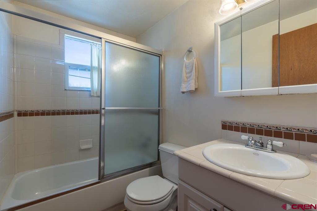 1867 W 2nd Avenue Property Photo 25