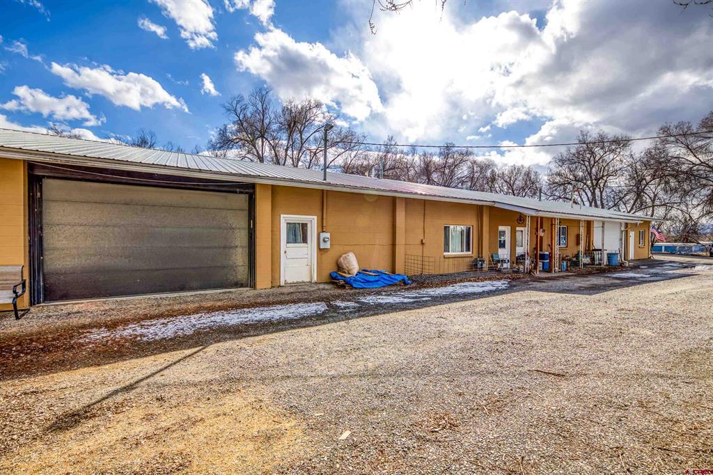 875 W Main Street Property Photo 3
