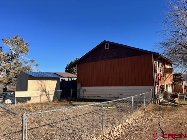1168 N Oak Drive Property Photo 3