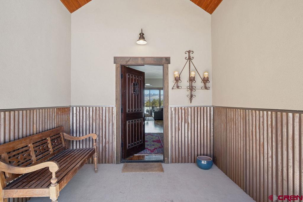 524 S Badger Trail Property Photo 4