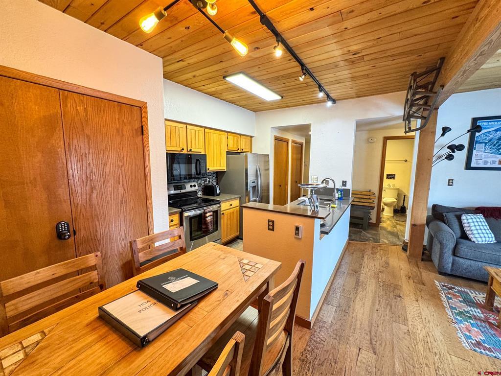 400 Gothic Road Property Photo 1