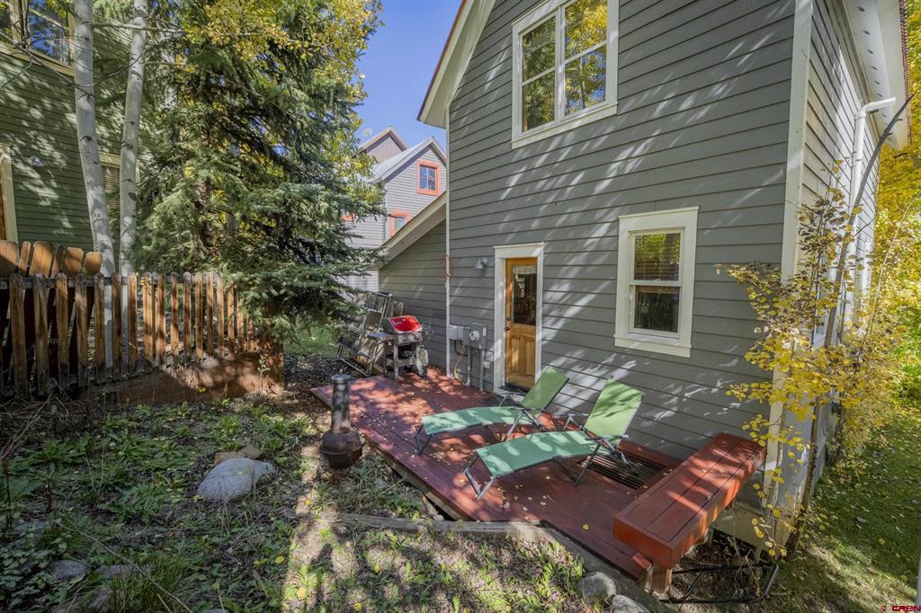 407 Horseshoe Drive Property Photo 23