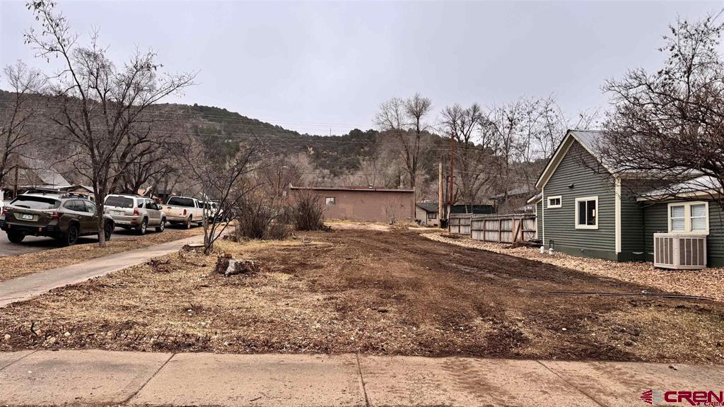 732 E 4th Street Property Photo 1