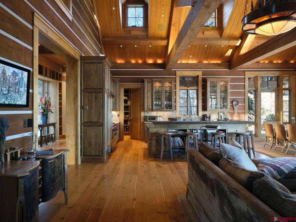 1268 Brown Ranch Road Property Photo 3