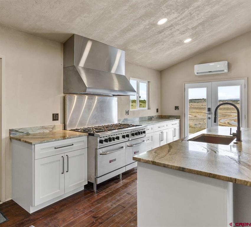 22363 Highway 184 Property Photo 5