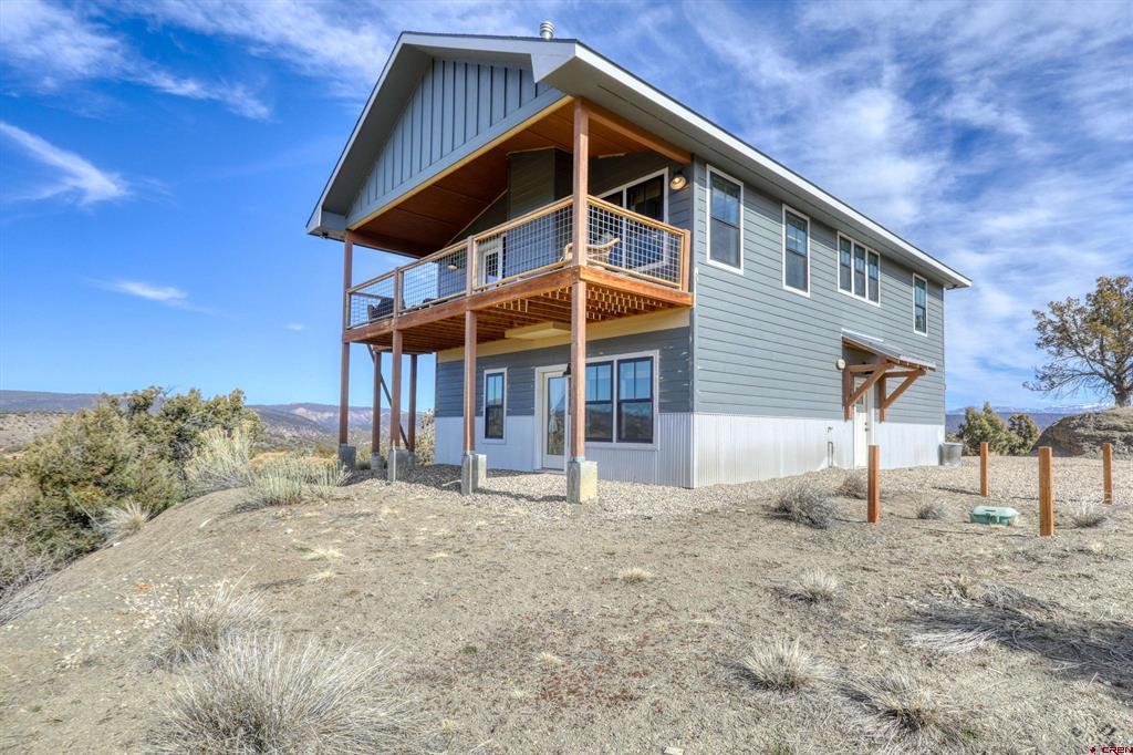 2185 S Rockcliff Circle Property Photo 2