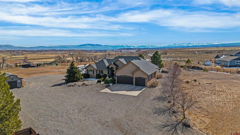 9838 5650 Road Property Photo 3