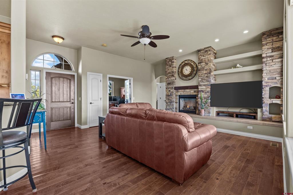 9838 5650 Road Property Photo 8