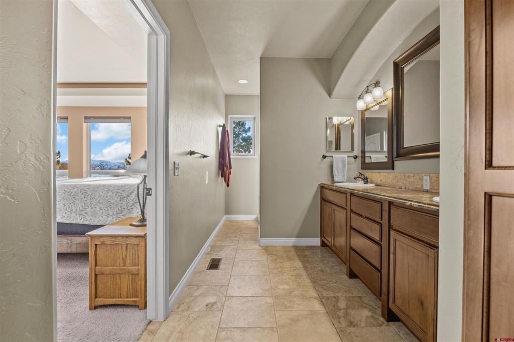 9838 5650 Road Property Photo 22