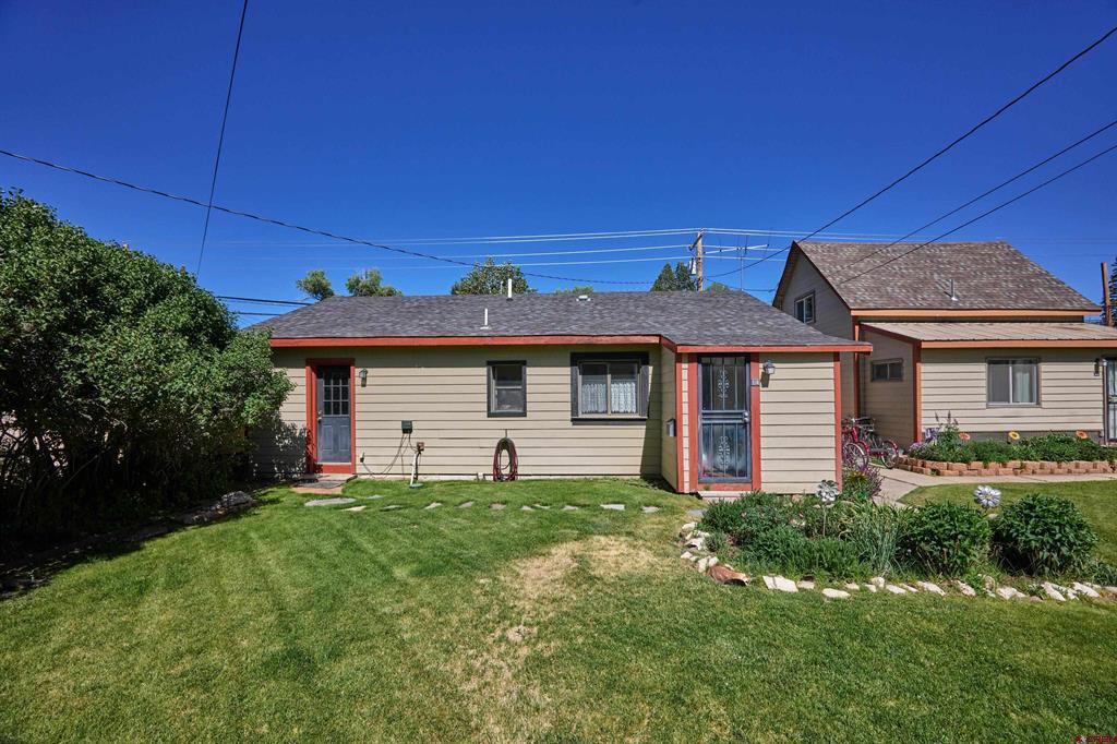 216 N Taylor Street Property Photo 3