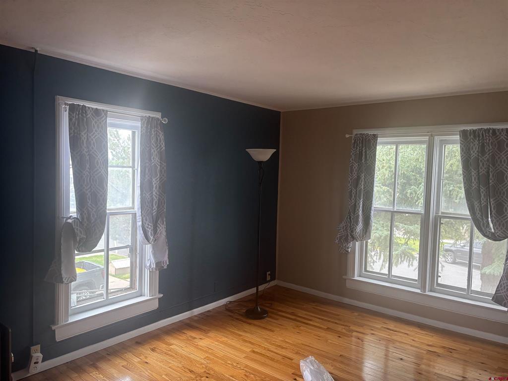 216 N Taylor Street Property Photo 6