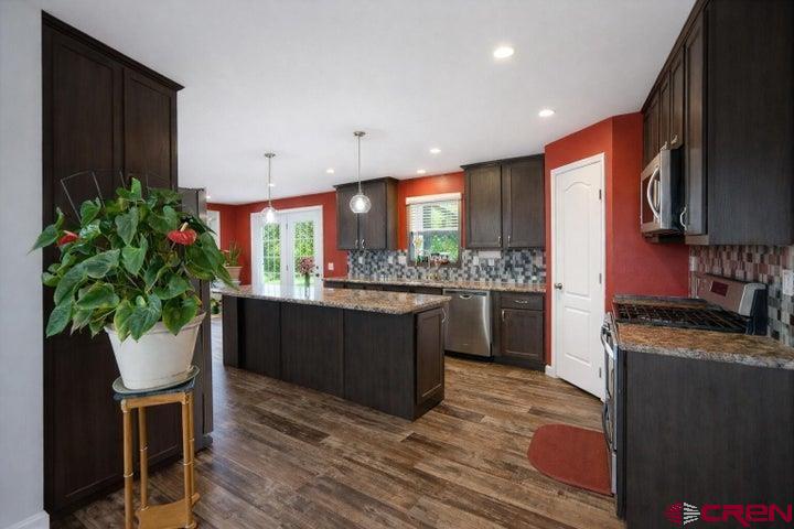 261 Orlandos Way Property Photo 5
