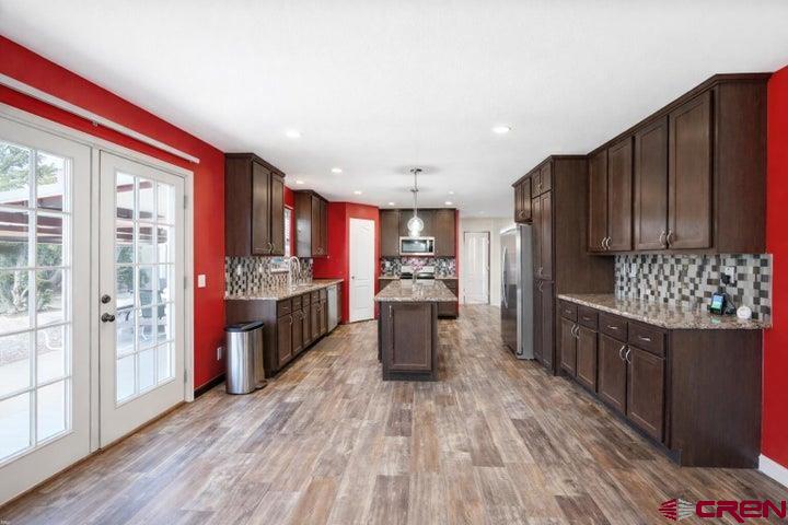 261 Orlandos Way Property Photo 7