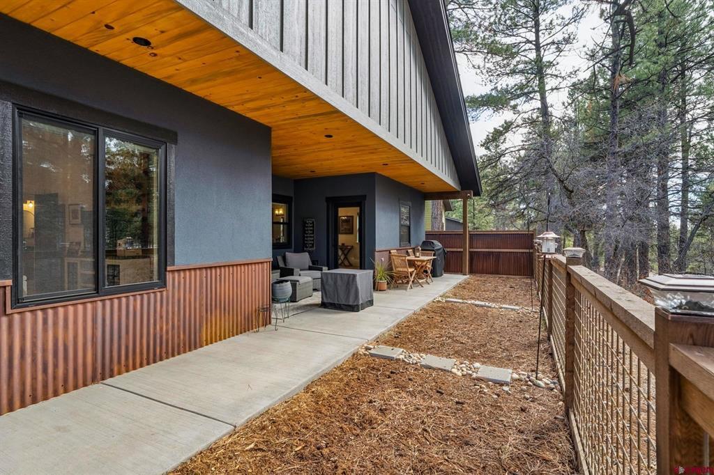 220 Edgemont Meadows Road Property Photo 42