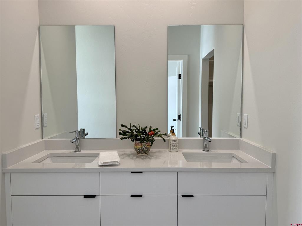 205 Treeline Street Property Photo 20