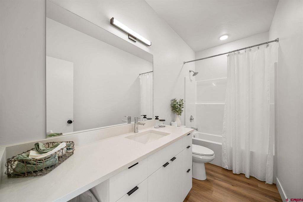 213 Treeline Street Property Photo 24