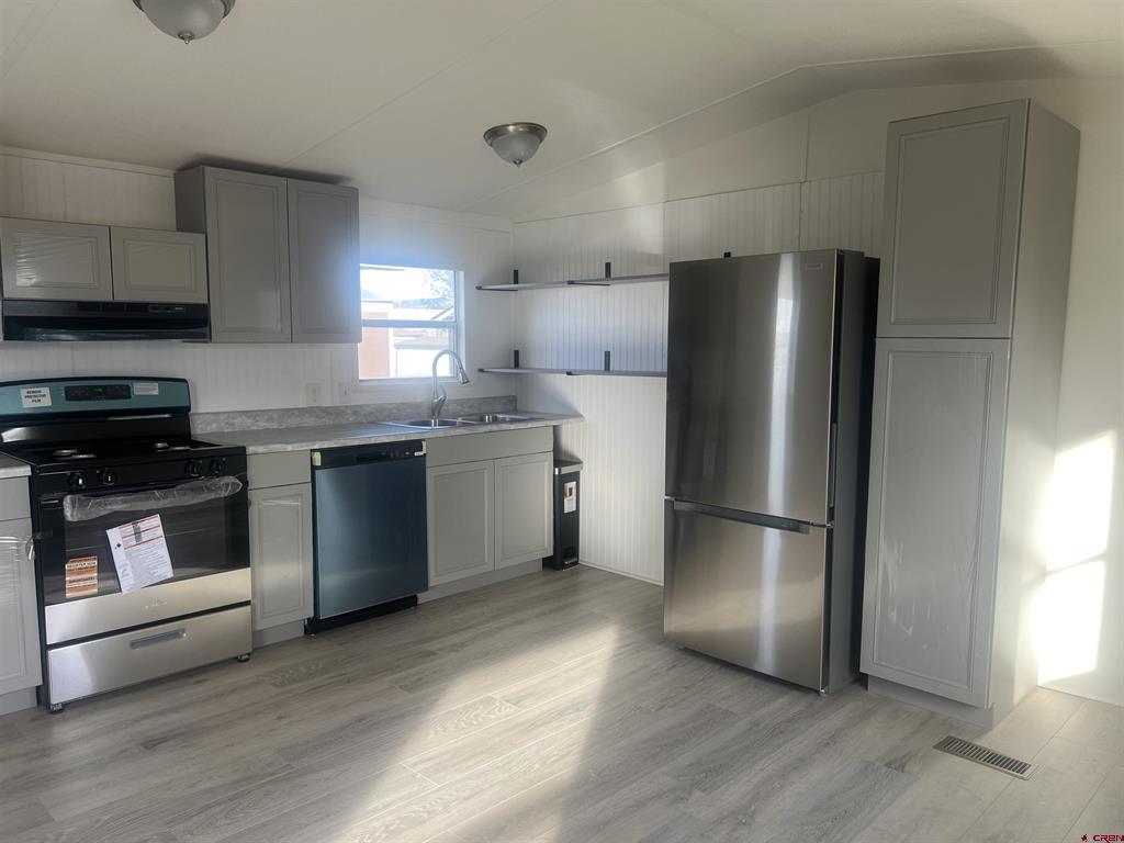 62880 Lasalle Road Property Photo 8