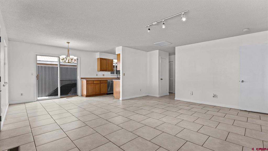918 S 10th Street Property Photo 4