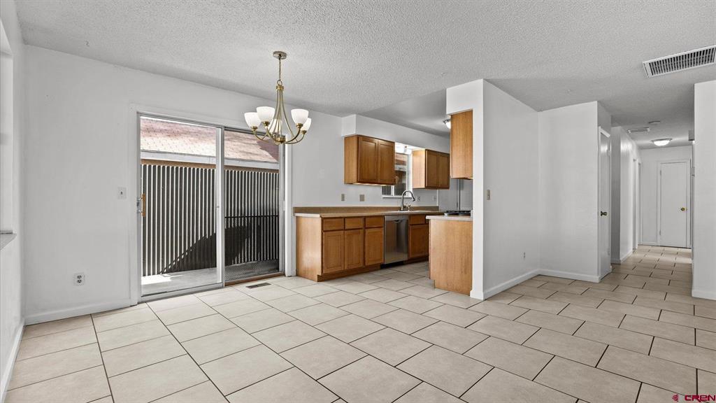 918 S 10th Street Property Photo 5