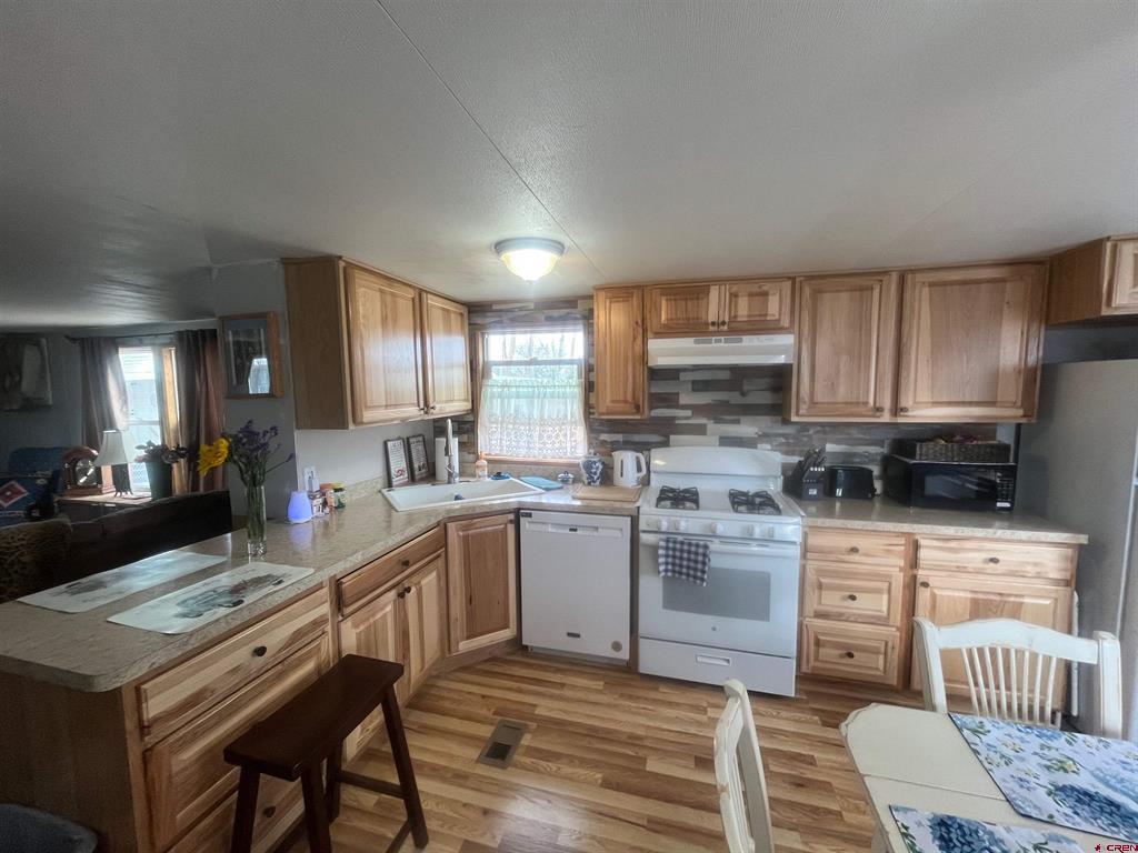 62880 Lasalle Road Property Photo 6