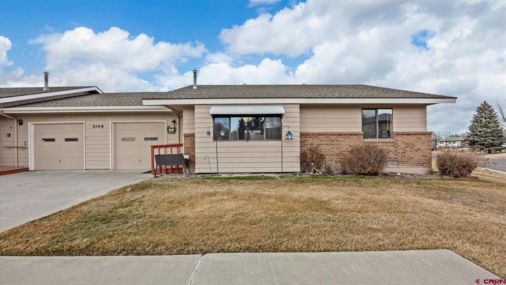 2149 Hartford Way Property Photo 1