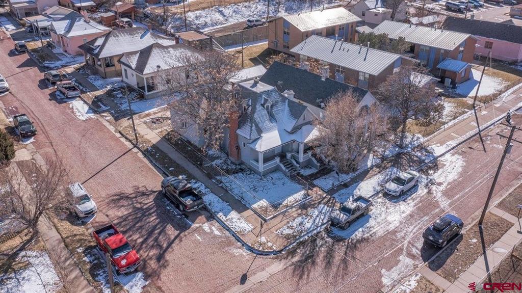 522 E 1st Street Property Photo 1