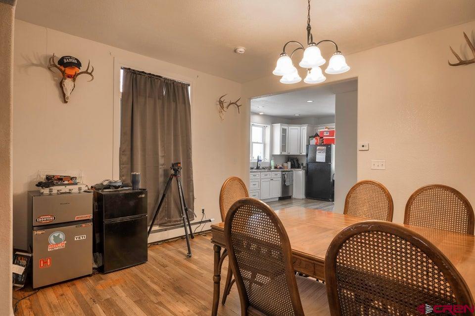 522 E 1st Street Property Photo 7