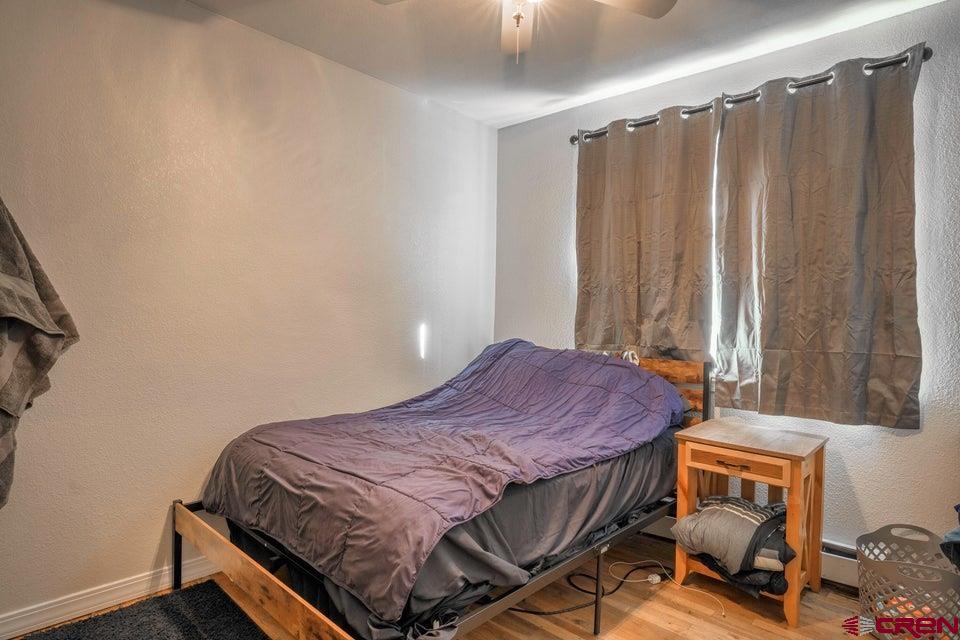 522 E 1st Street Property Photo 14