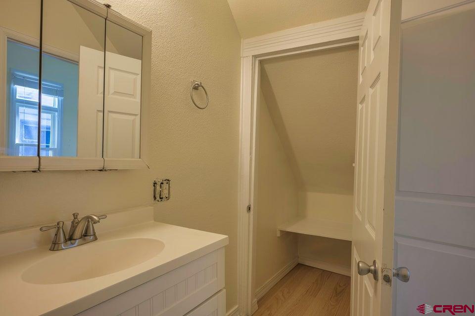 522 E 1st Street Property Photo 32