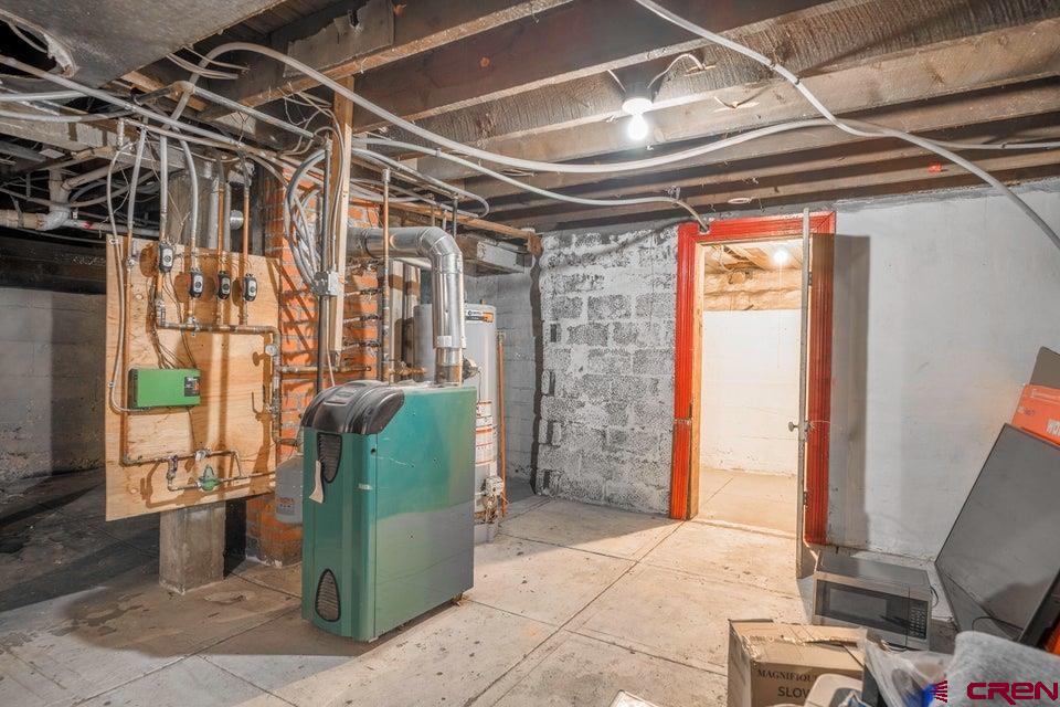 522 E 1st Street Property Photo 36