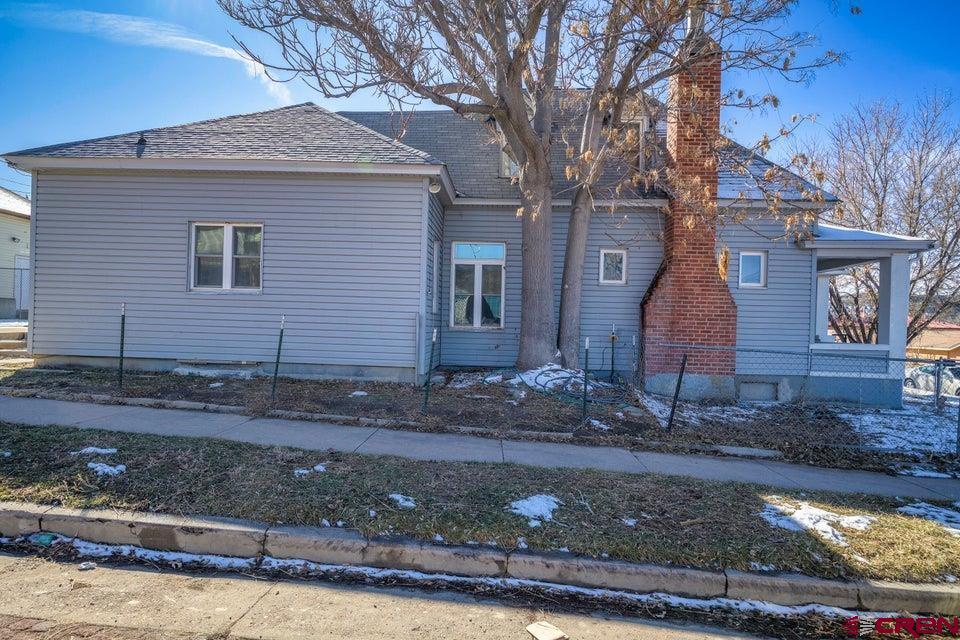 522 E 1st Street Property Photo 39