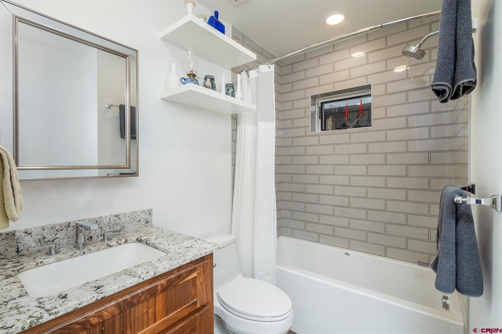 2175 High Bluff Drive Property Photo 13