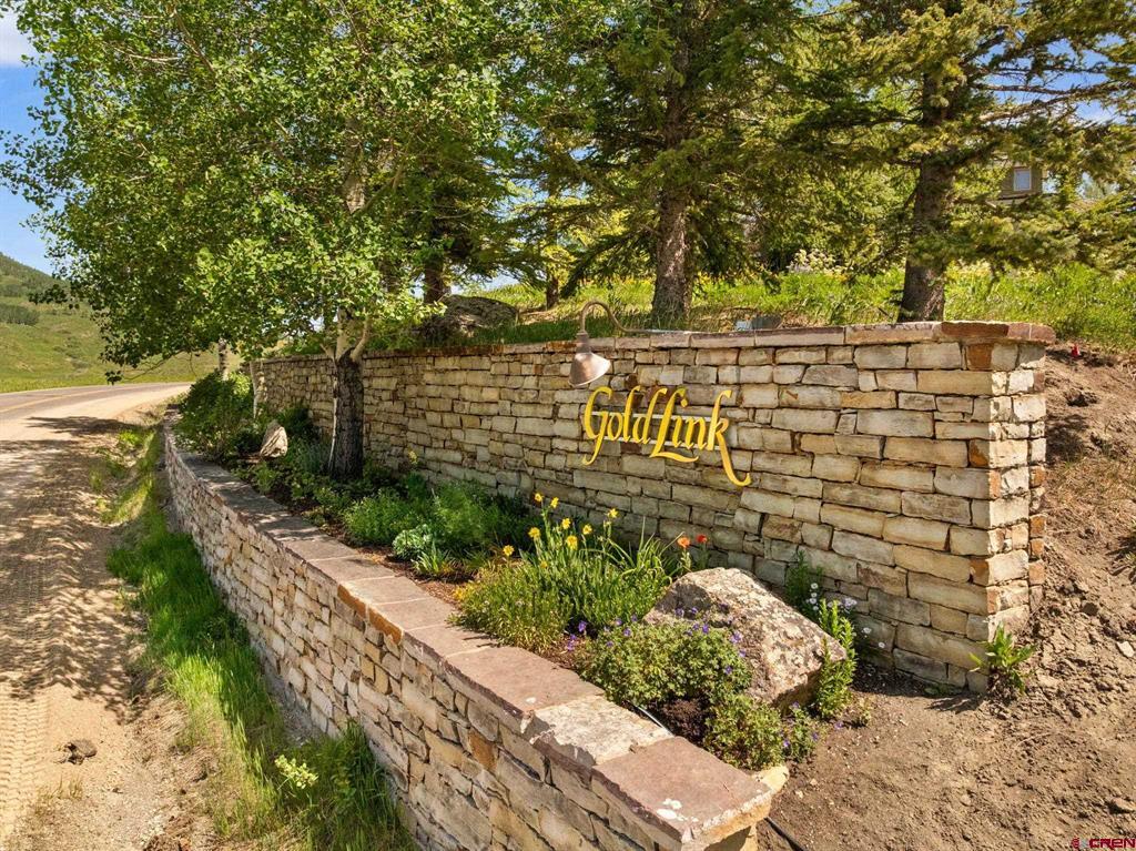 7 Gold Link Drive Property Photo 3