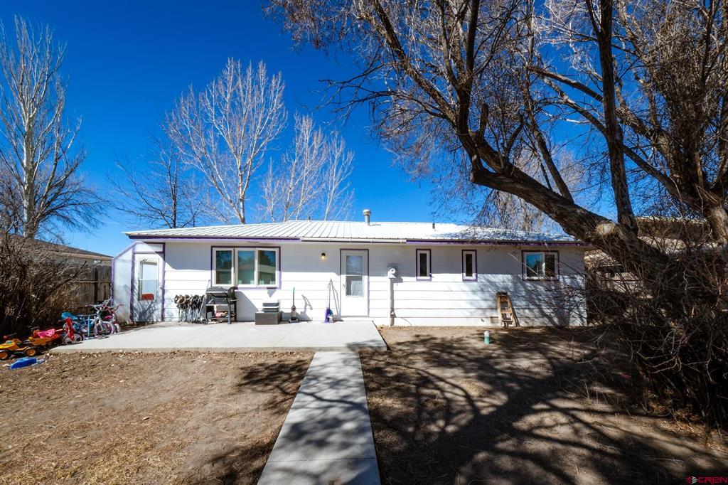207 Bonney Drive Property Photo 2
