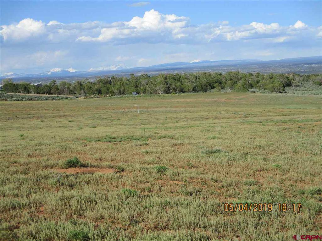 Lot 11 Road 17.9 Property Photo 1